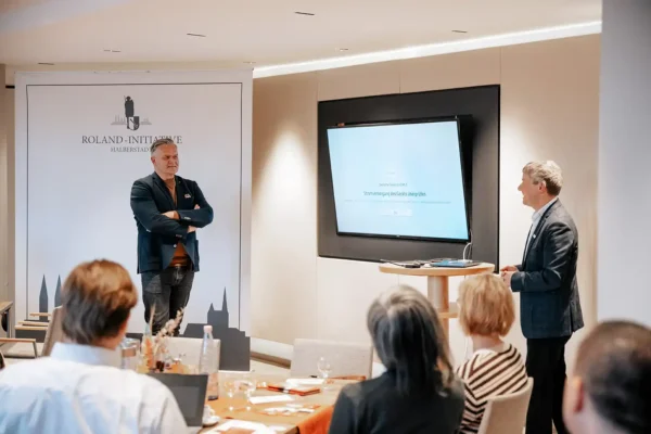 Fachkräfte sichern, Zukunft gestalten: Der 1. Roland-Stammtisch 2026